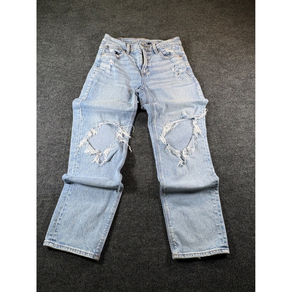 American Eagle Distressed Mom Jeans Light Wash Blue High Rise Size 2 Regular